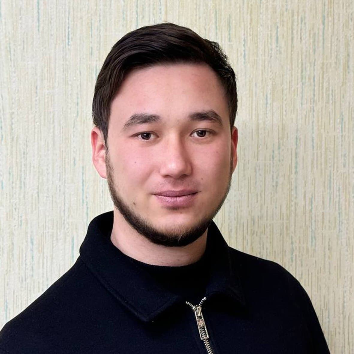 Miraziz Miratxamov